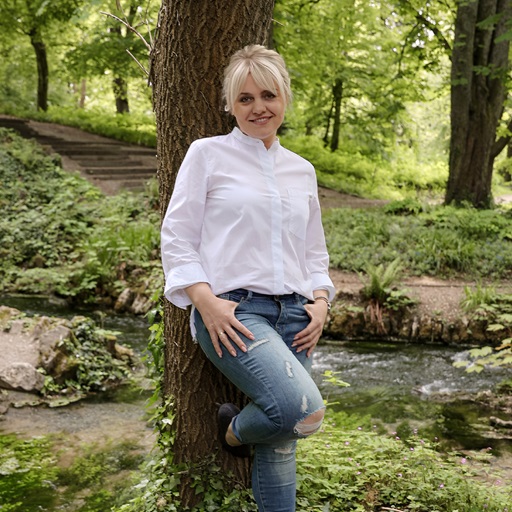 Nicole Ahlert Friseurin bei Christina Materi